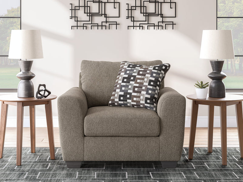 Triston-Peaks Oversized Chair